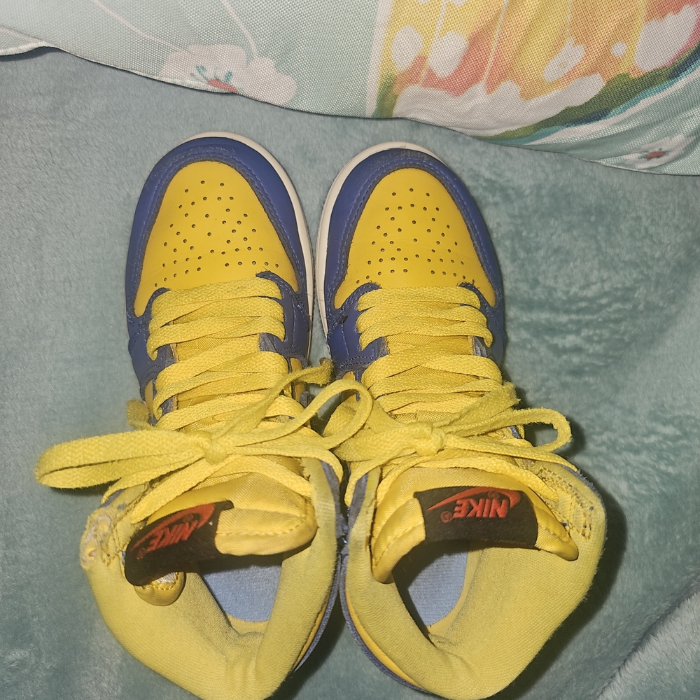 Jordan Kids Sneakers in Blue and Yellow - Picture 7 of 13